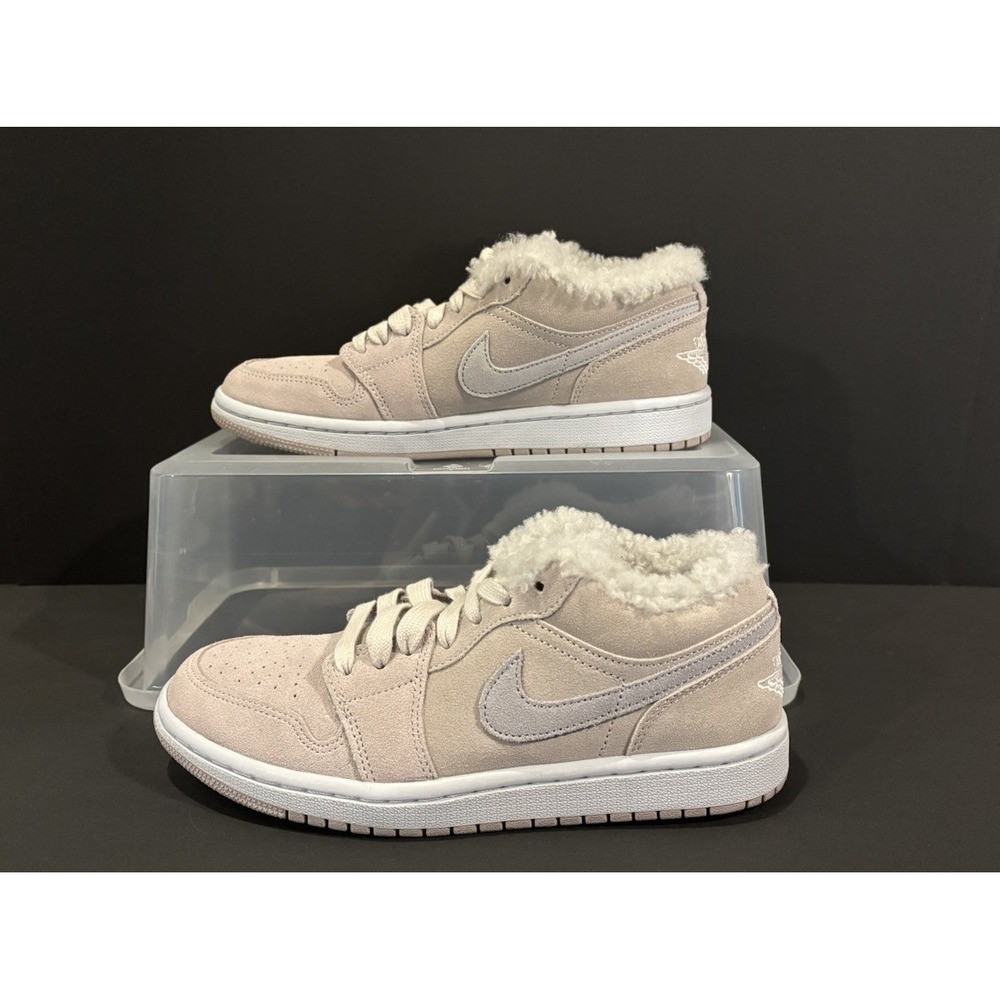 Nike Air Jordan 1 Low SE Sherpa Fleece Gray Suede DO0750-002 Womens Size 7